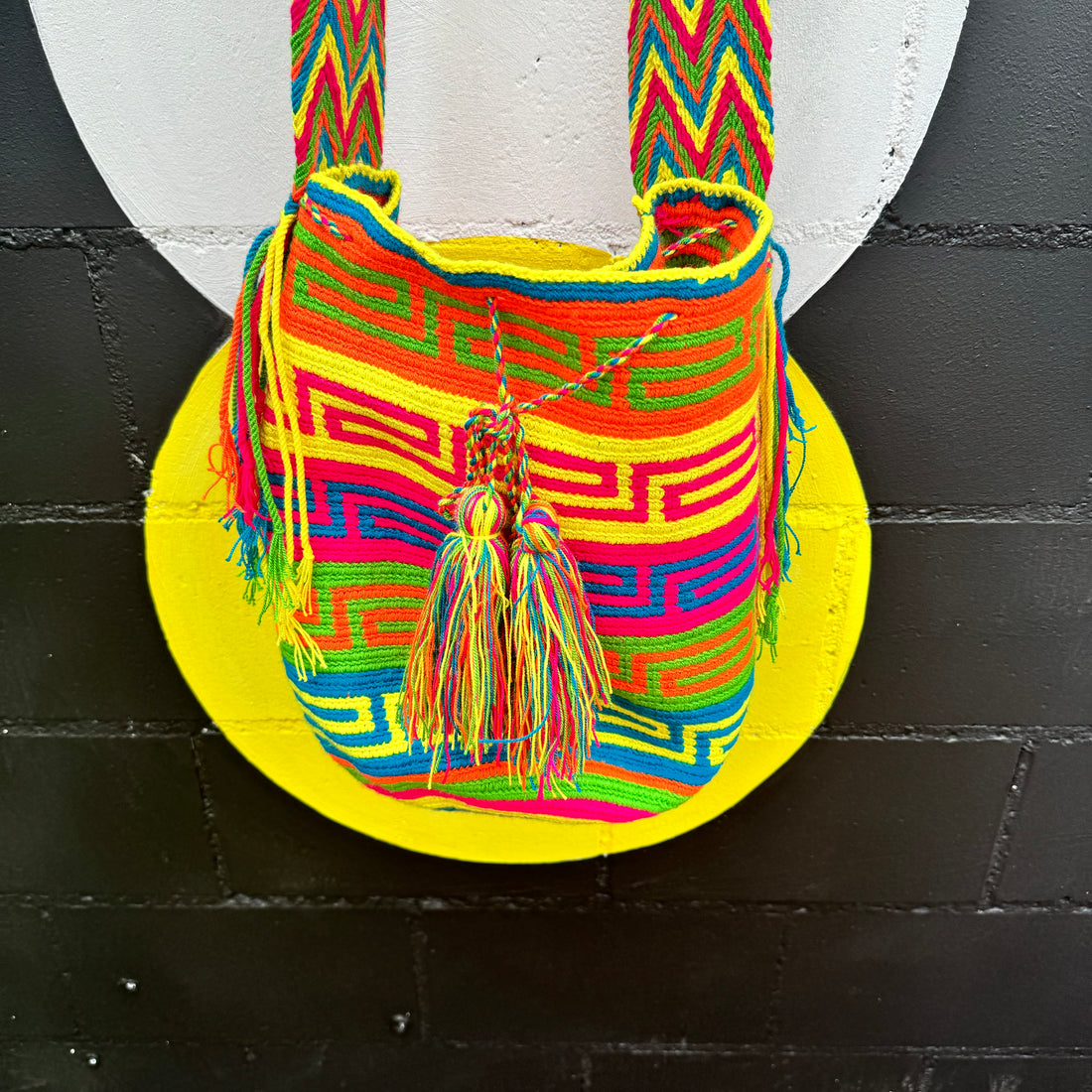 Wayuu Versace Neon